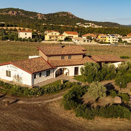Agriturismo Sa Scalitta Carbonia Buitenkant foto